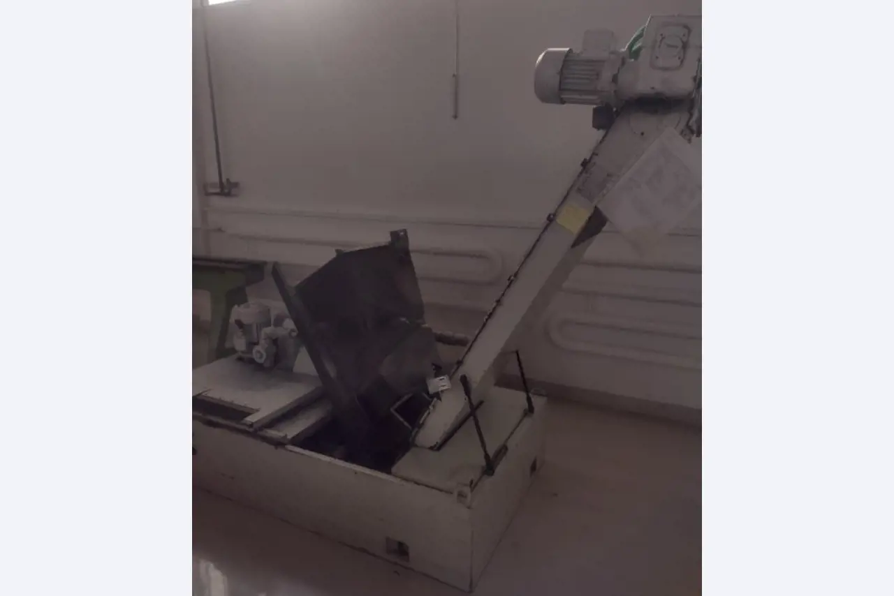 Industrieroboter, Metallbearbeitungsmaschinen sowie Mess- und Prüfgeräte etc.-5